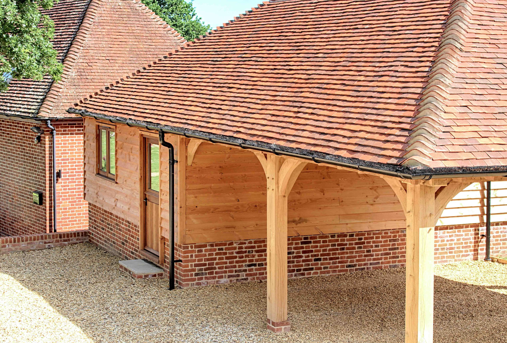 3 Bay Oak Outbuilding